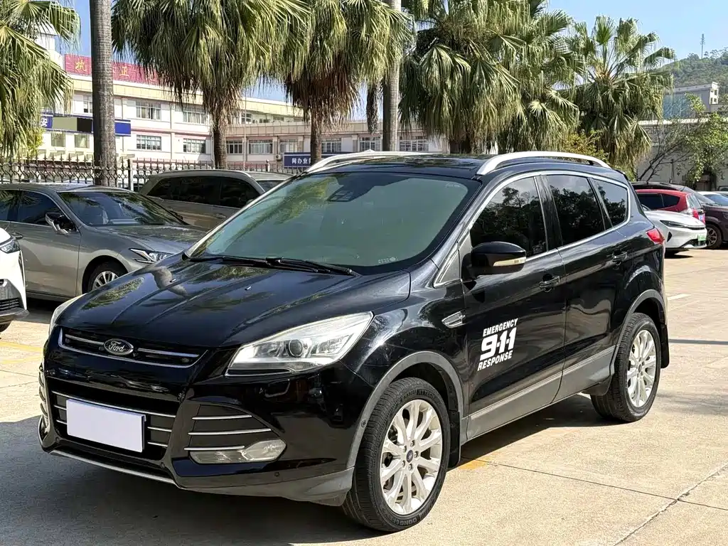 Ford Kuga 2014 — фото 1