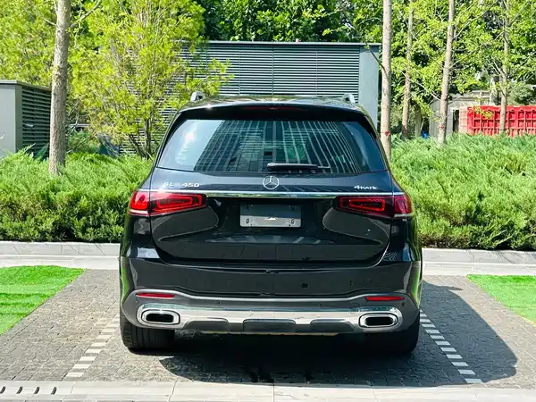 Mercedes-Benz GLS 2023