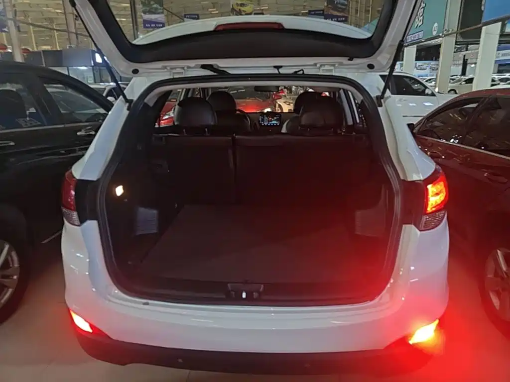 Hyundai ix35 2017 — фото 19