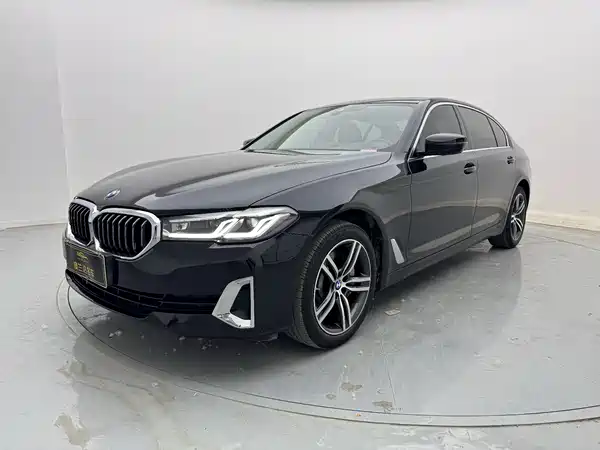 BMW 5 Series 2021