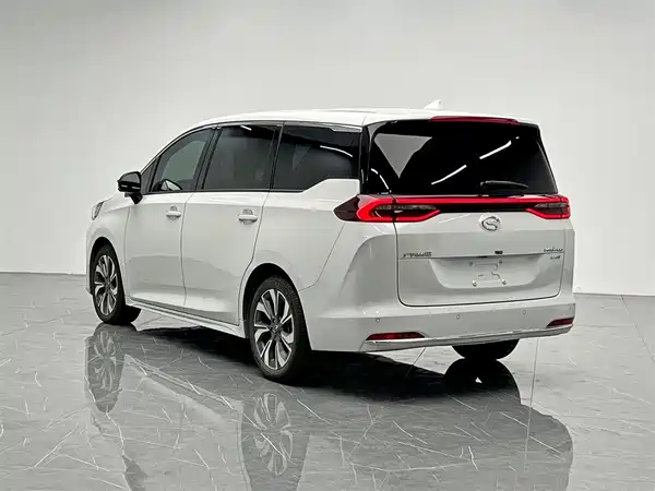 GAC Trumpchi M6 2023