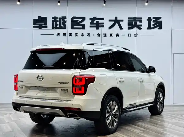 GAC Trumpchi GS8 2017