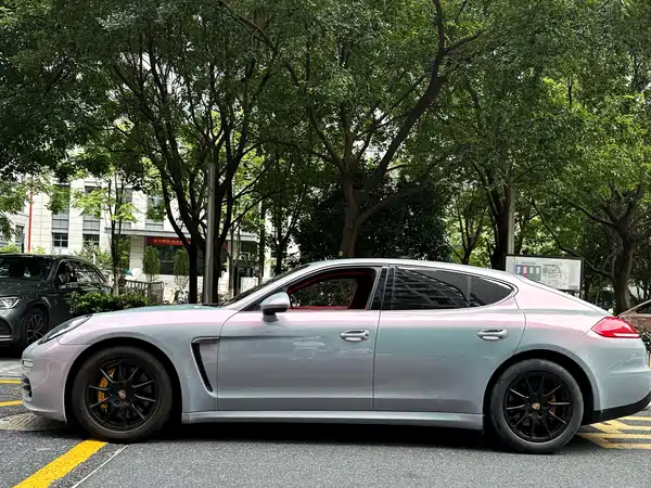 Porsche Panamera 2014