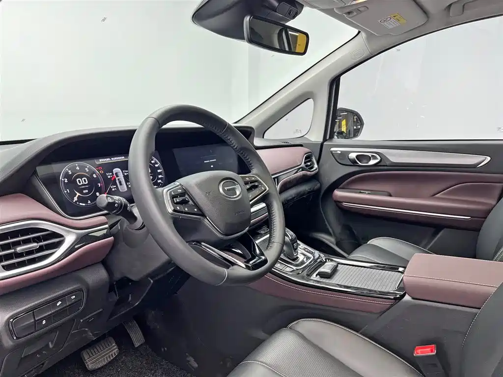 GAC Trumpchi M6 2023 — фото 14