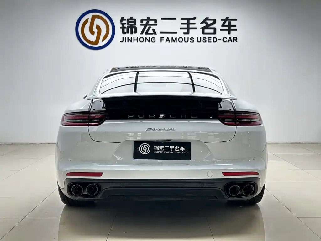 Porsche Panamera 2017 — фото 23