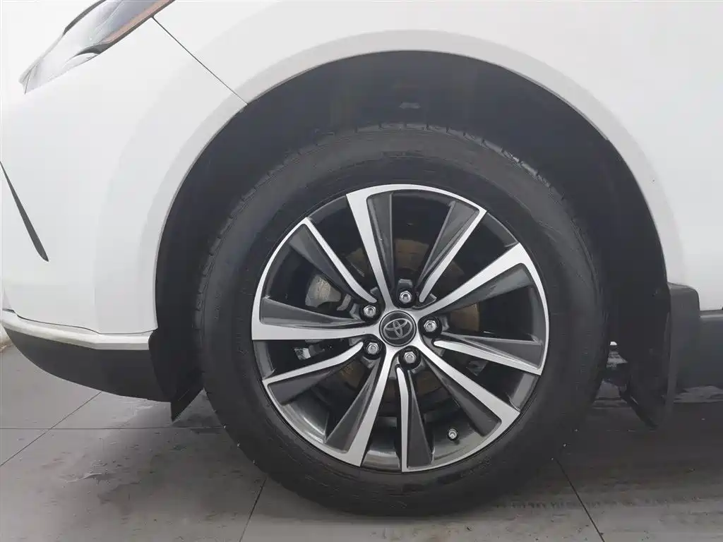 Toyota Harrier 2023 — фото 17