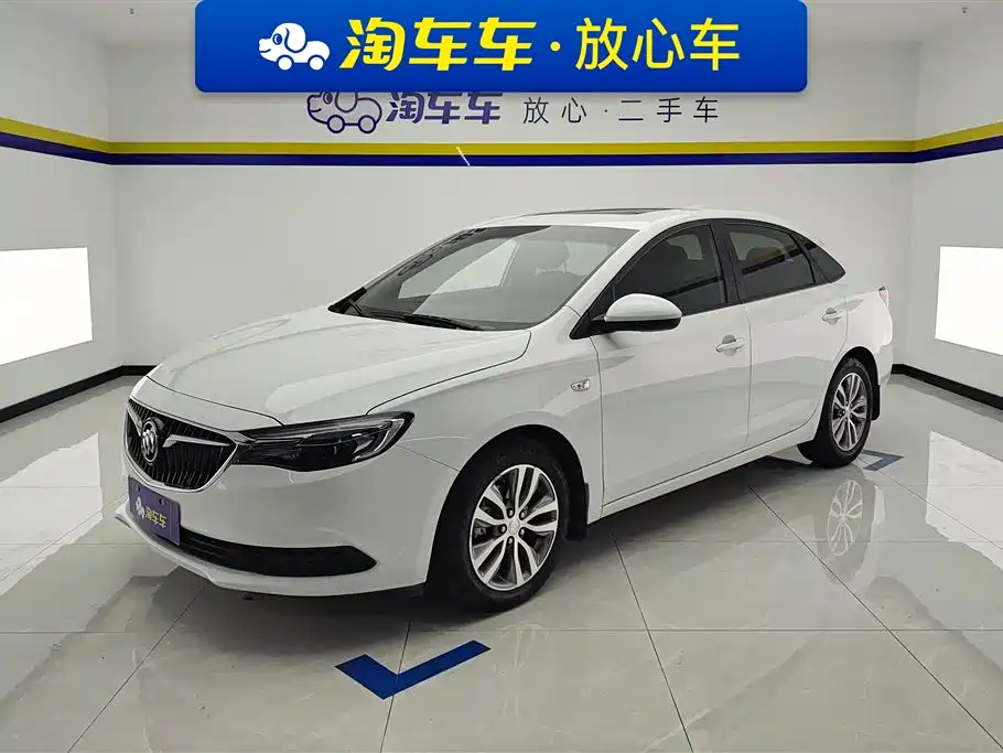 Buick Excelle 2018 — фото 1