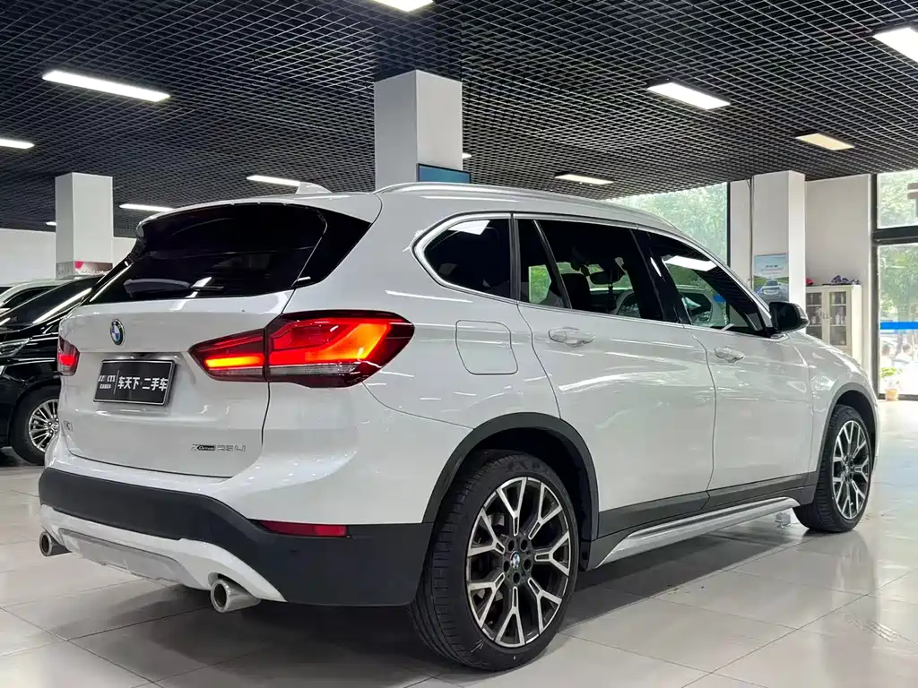 BMW X1 2021