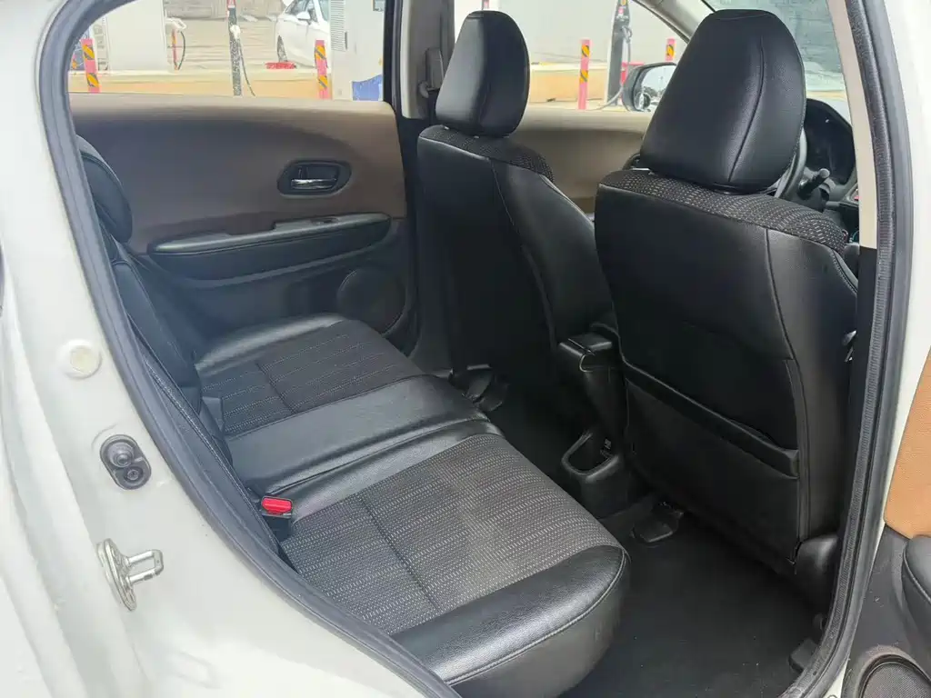 Honda Vezel 2018 — фото 11