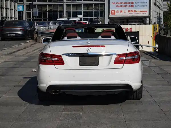 Mercedes-Benz E-Class 2012