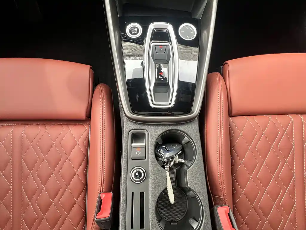 Audi A3 2025 — фото 10