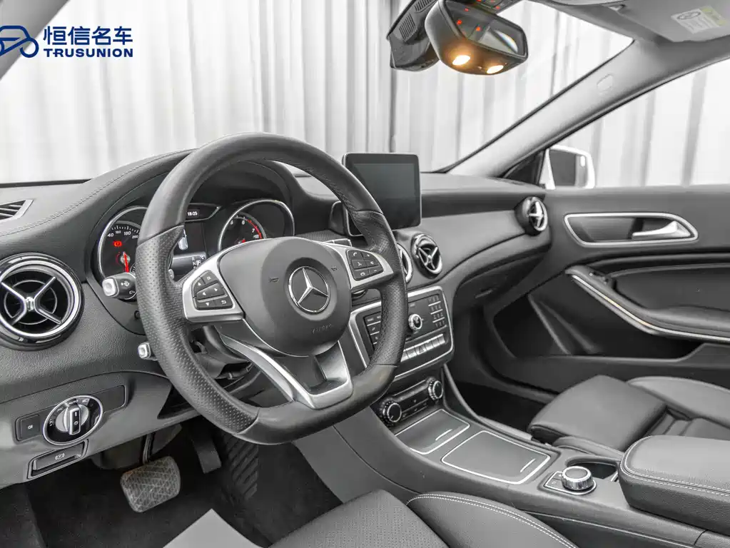 Mercedes-Benz GLA 2019 — фото 13