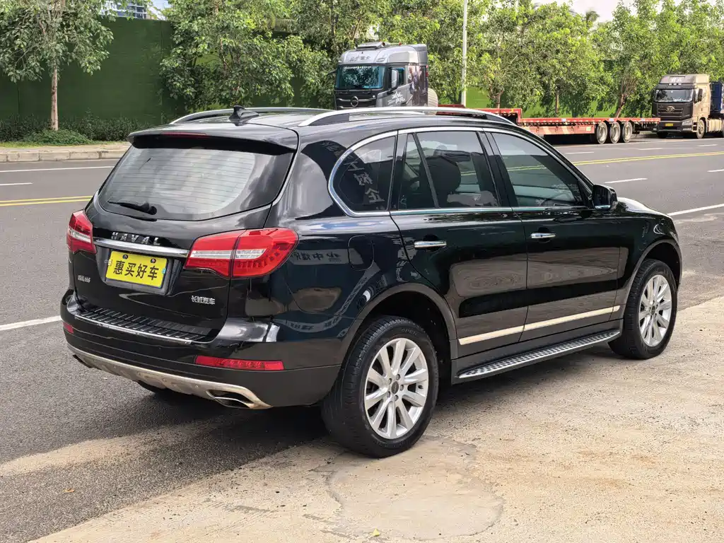 Haval H8 2017 — фото 11