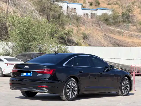 Audi A6L 2020