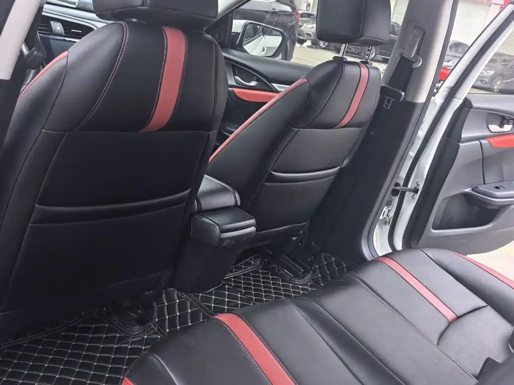 Honda Civic 2019 — фото 13