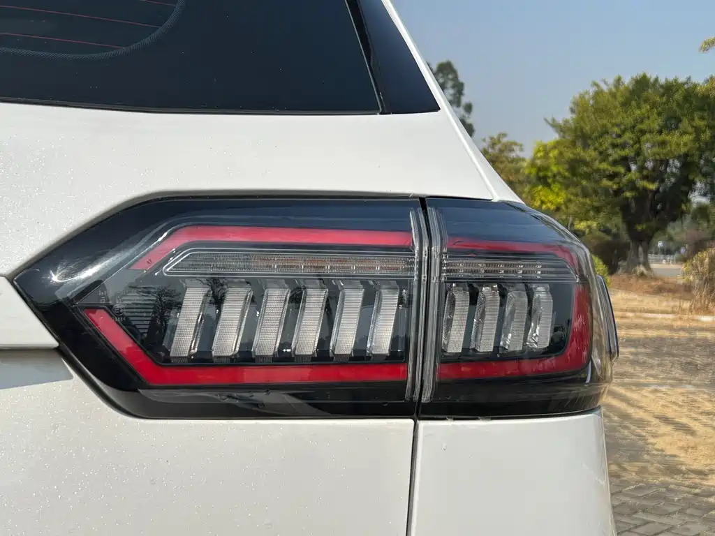 Chery Tiggo 8 PLUS 2022 — фото 22