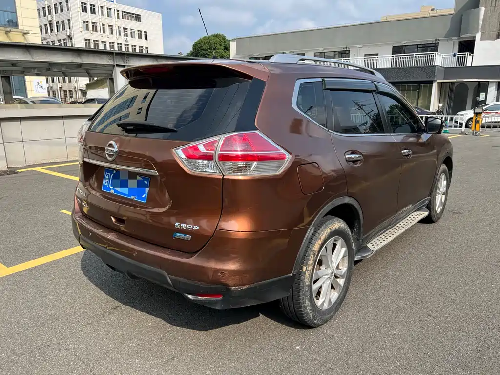Nissan X-Trail 2014 — фото 9