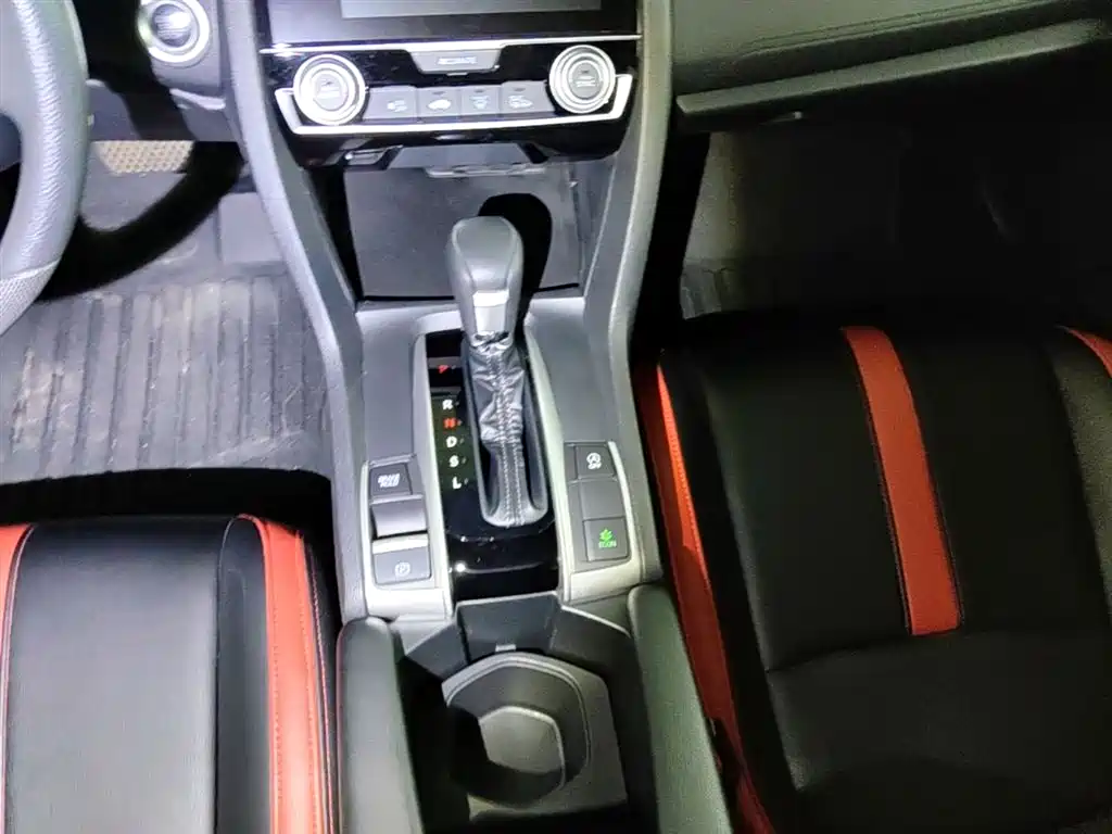 Honda Civic 2021 — фото 14