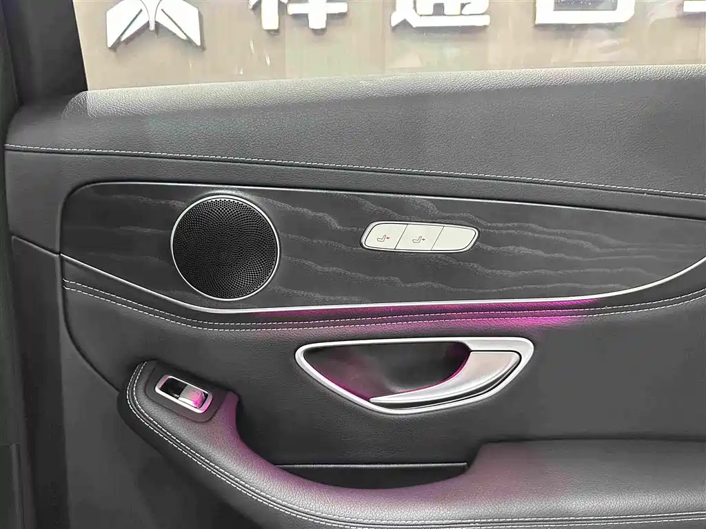 Mercedes-Benz C-Class 2020 — фото 16