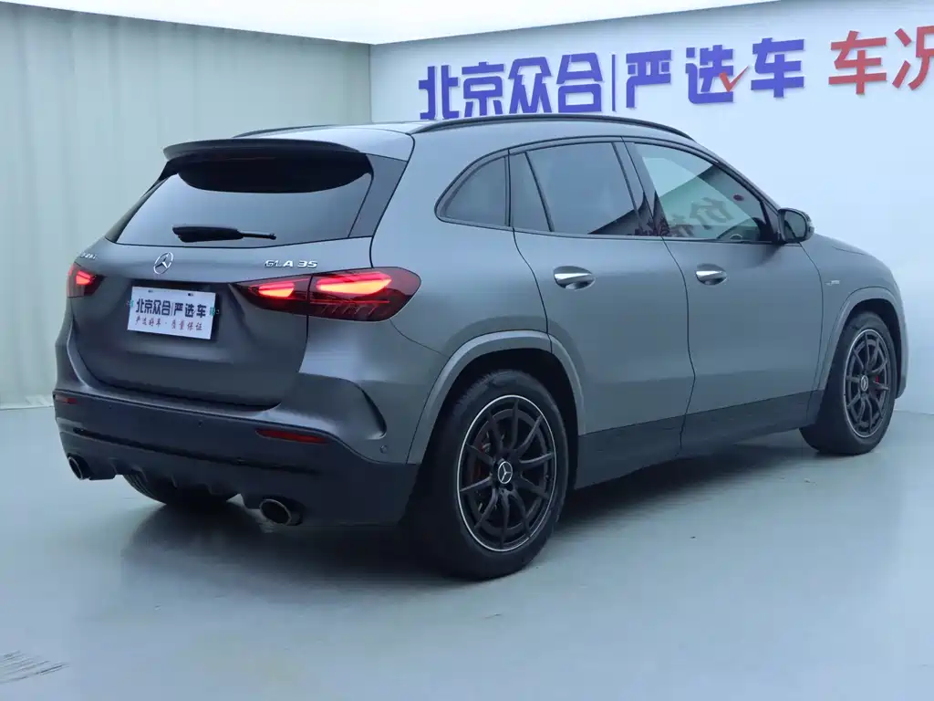 Mercedes-Benz GLA AMG 2024 — фото 25