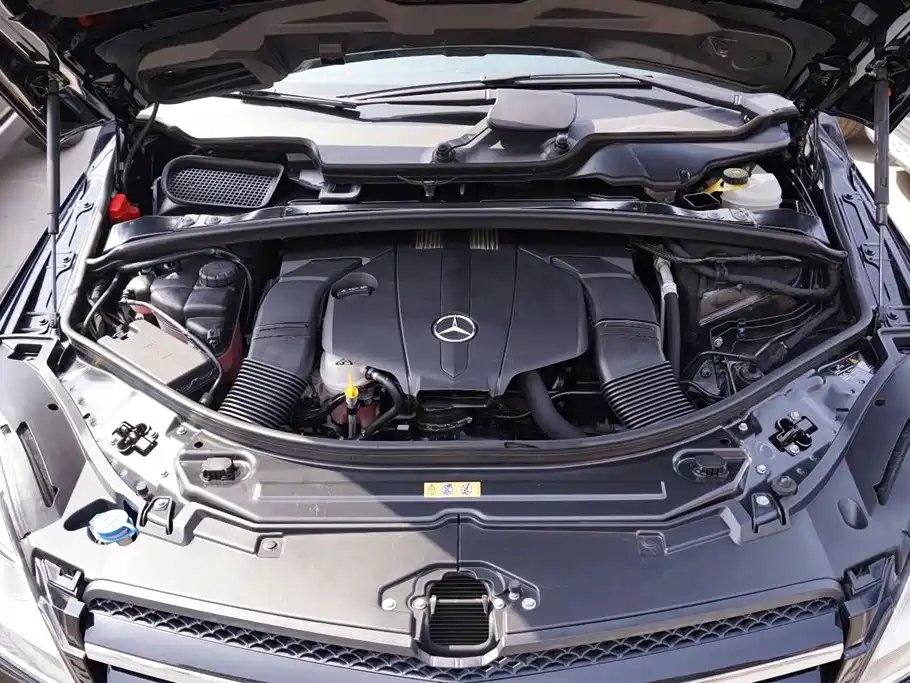 Mercedes-Benz R-Class 2015 — фото 36