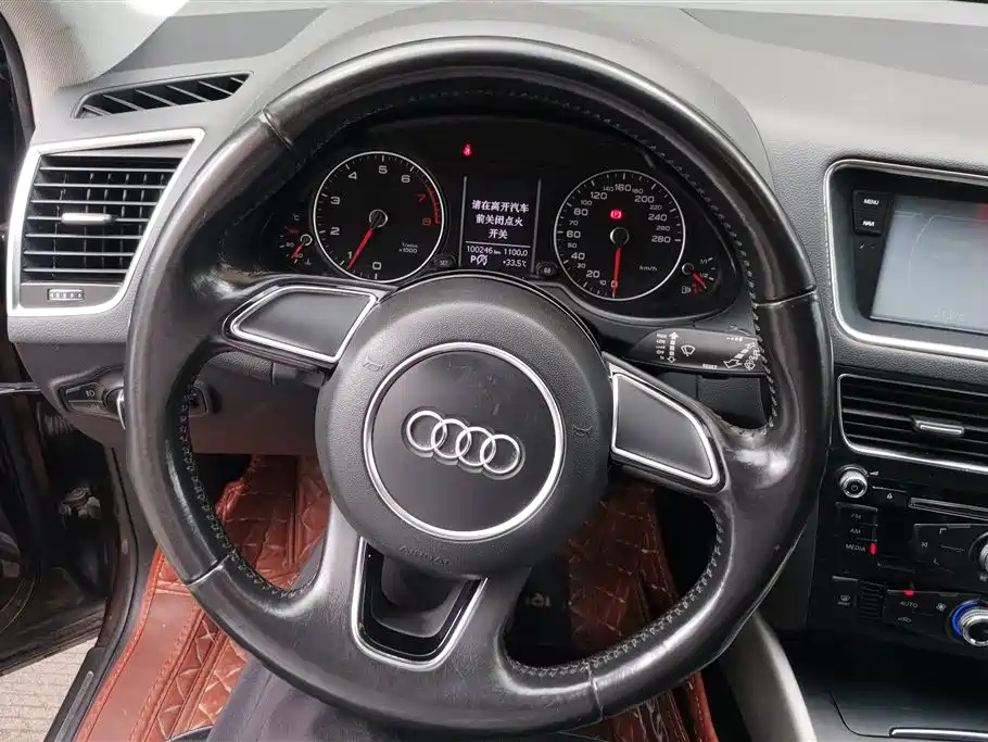 Audi Q5 2015 — фото 15
