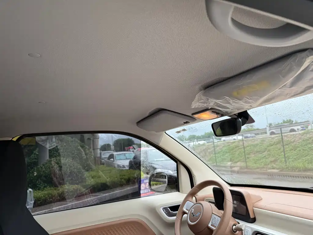 Wuling MINIEV 2025