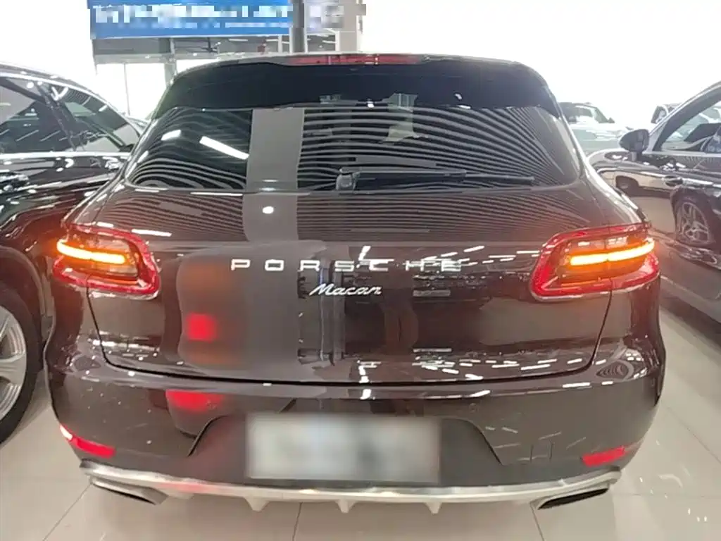 Porsche Macan 2018 — фото 6