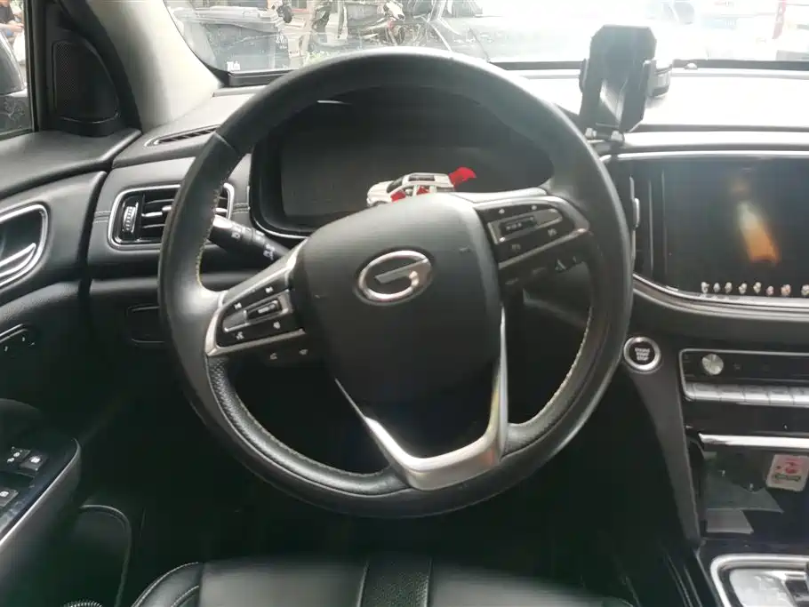 GAC Motor Trumpchi GS8 2021 — фото 15