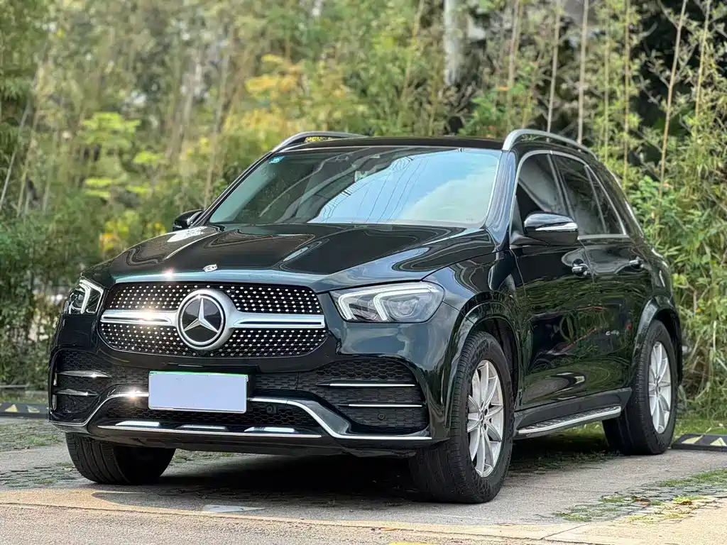 Mercedes-Benz GLE 2020 — фото 1
