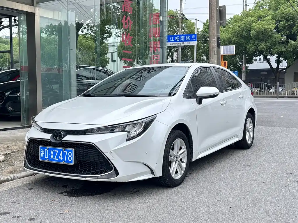 Toyota Levin 2021 — фото 1
