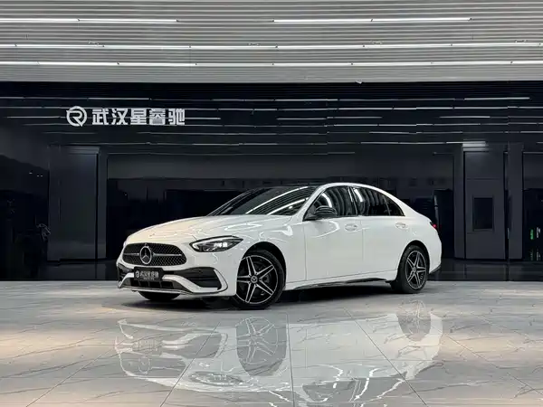 Mercedes-Benz C-Class 2025