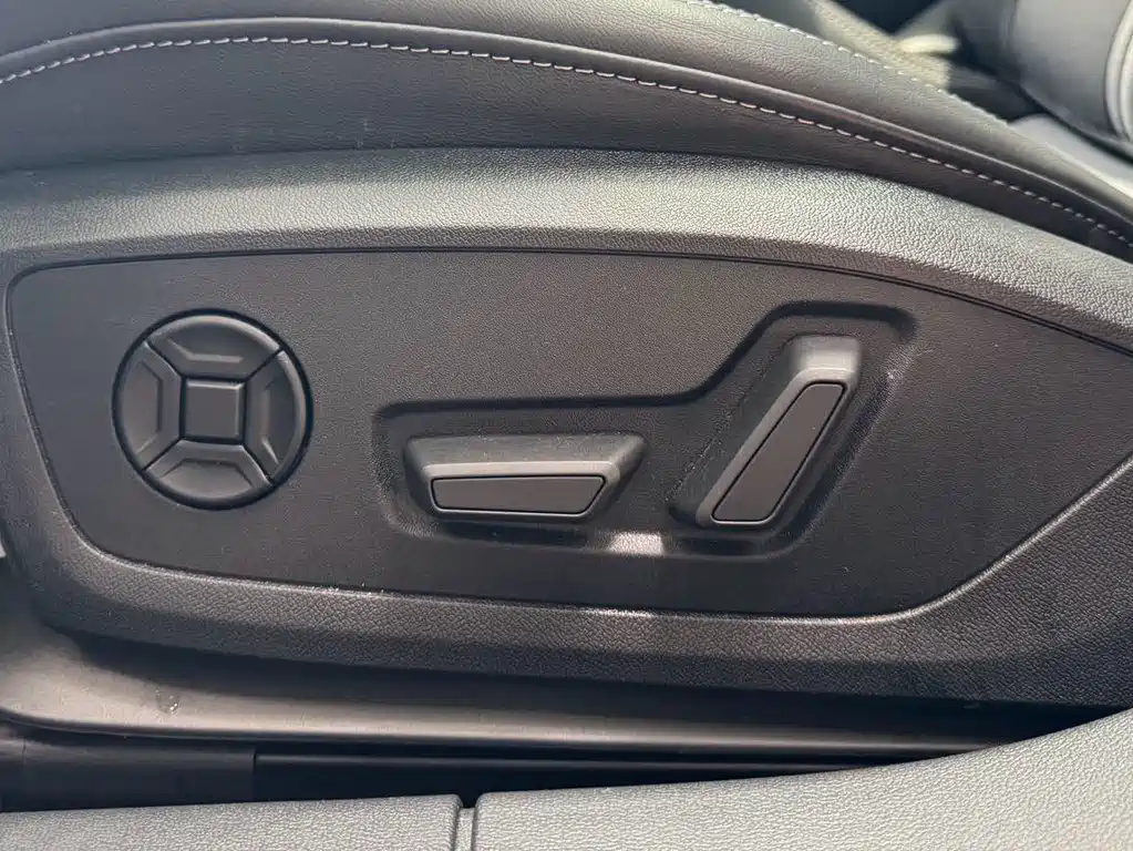 Audi A3 2022 — фото 18