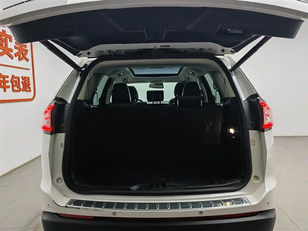 Ford Edge 2016 — фото 16