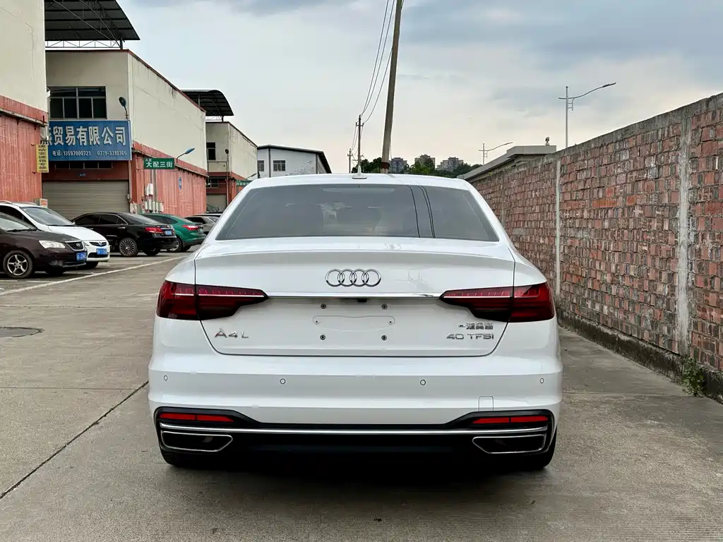 Audi A4L 2020 — фото 4