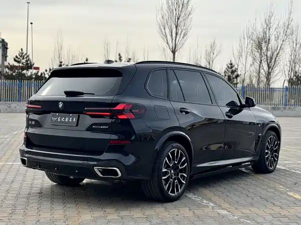 BMW X5 2023