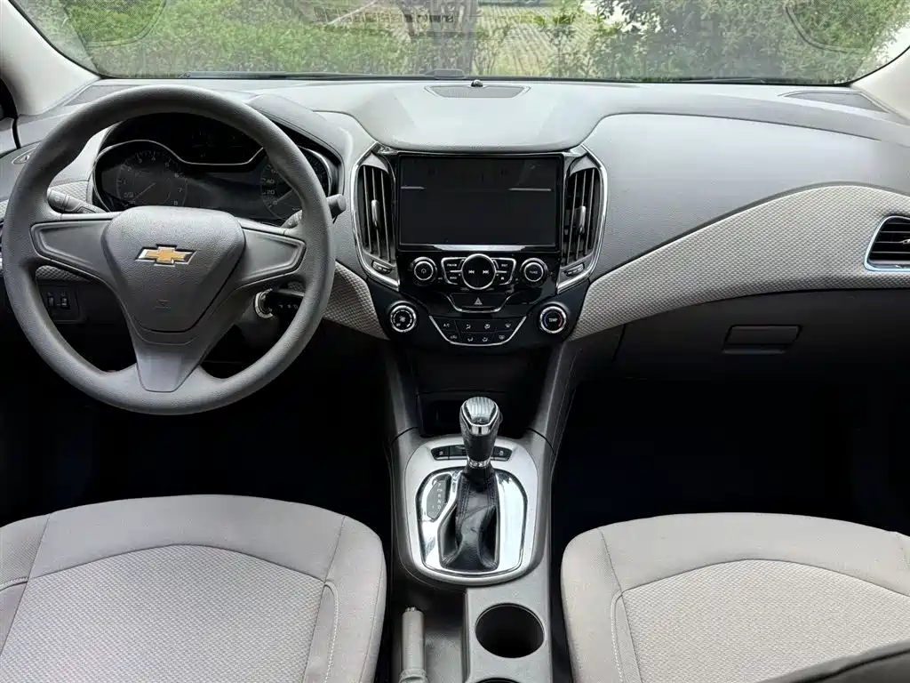 Chevrolet Cruze 2016 — фото 9