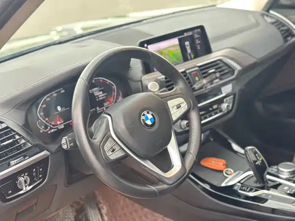 BMW X3 2021