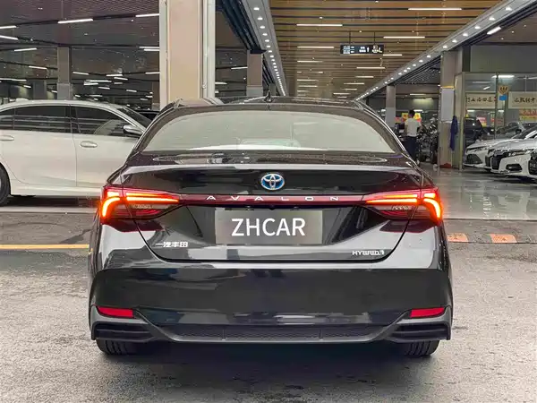 Toyota Avalon 2023