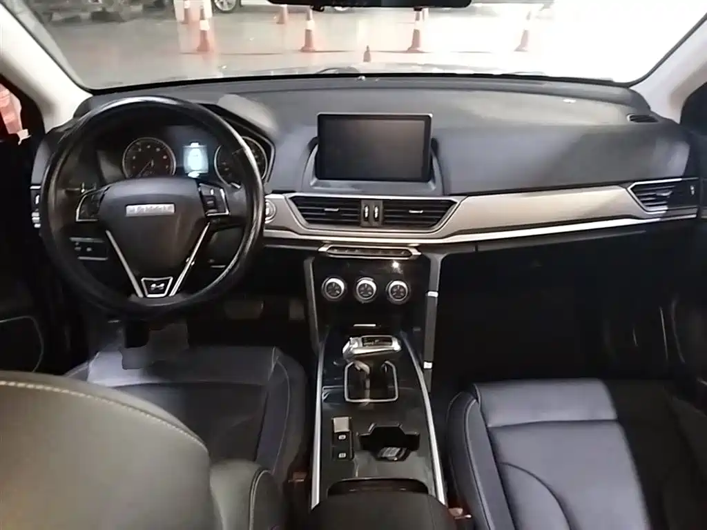 Haval H6 2021 — фото 10