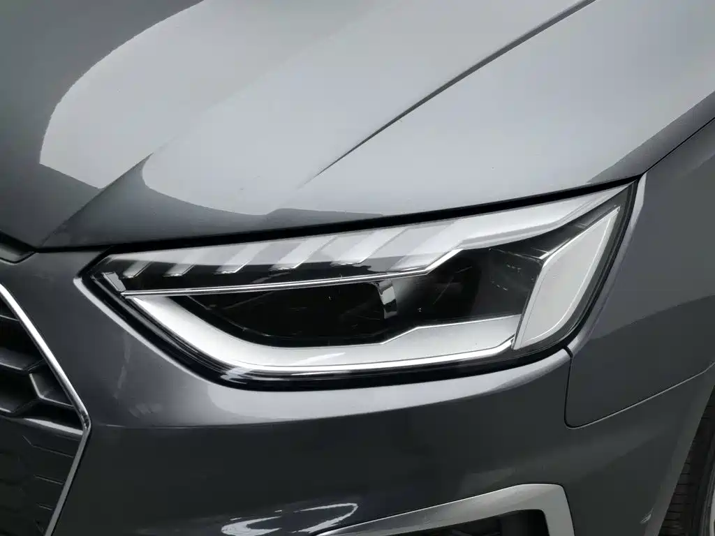 Audi A4L 2023