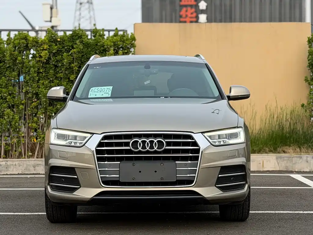 Audi Q3 2018 — фото 2