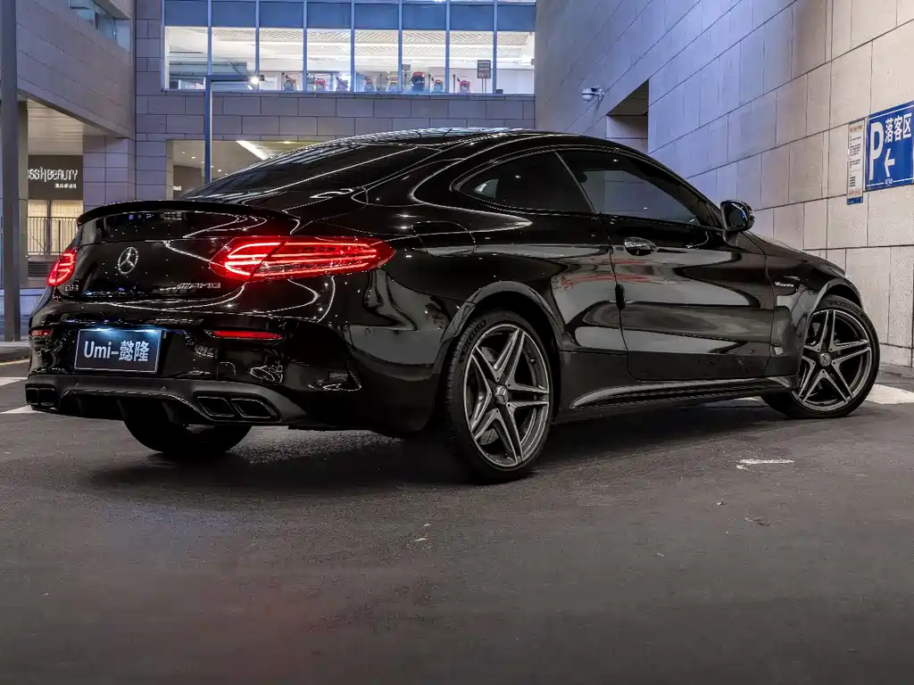 Mercedes-Benz C-Class AMG 2018 — фото 3