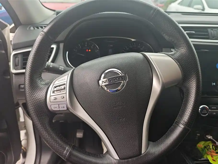 Nissan X-Trail 2017 — фото 15