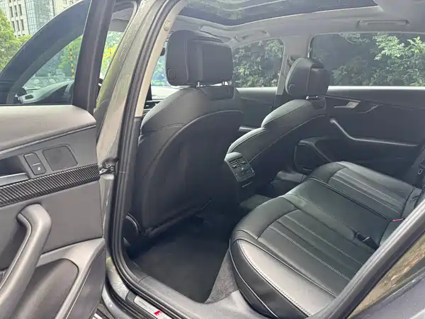 Audi A4L 2022