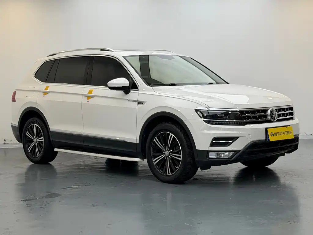 Volkswagen Tiguan L 2017 — фото 8
