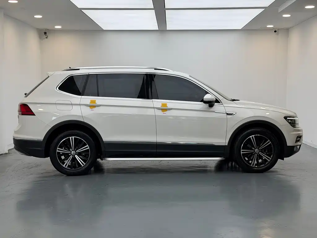 Volkswagen Tiguan L 2017