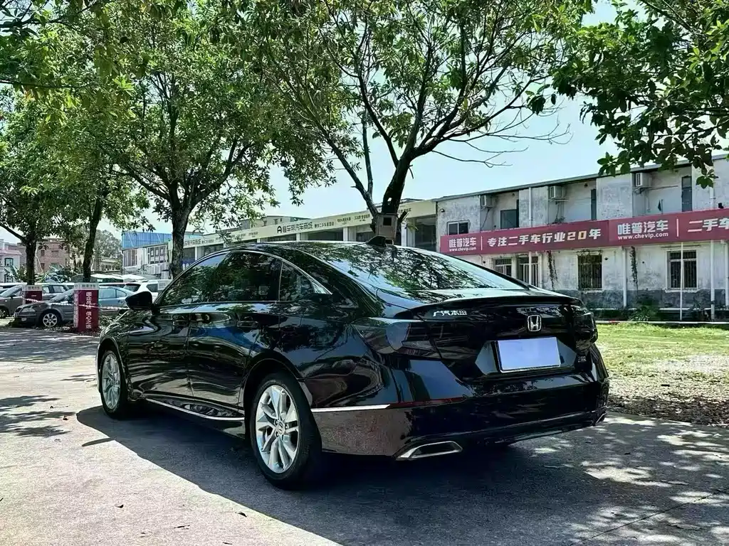 Honda Accord 2019 — фото 9