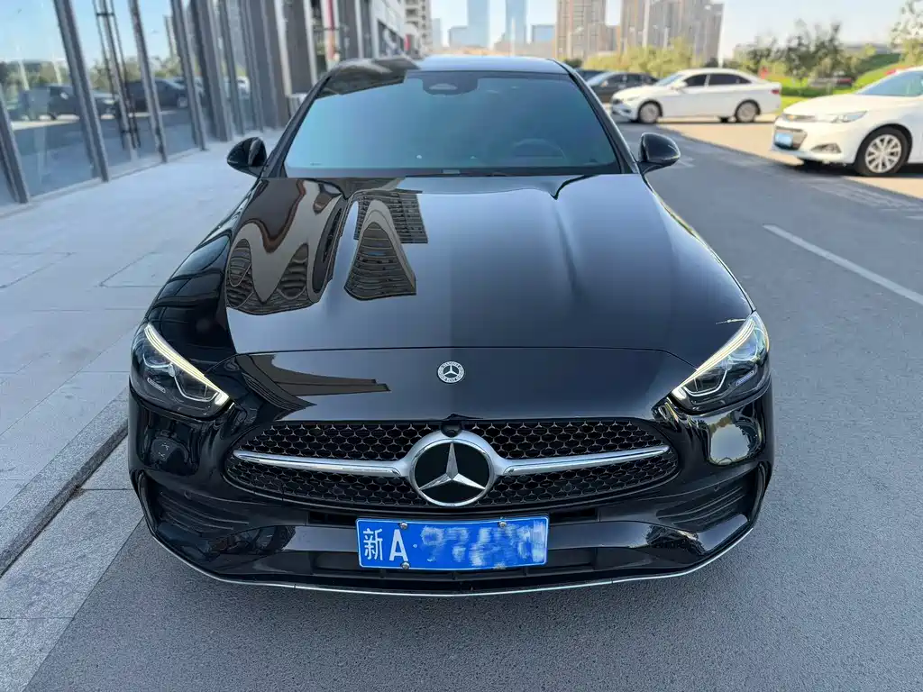 Mercedes-Benz C-Class 2023