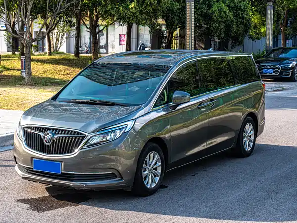 Buick GL8 2017